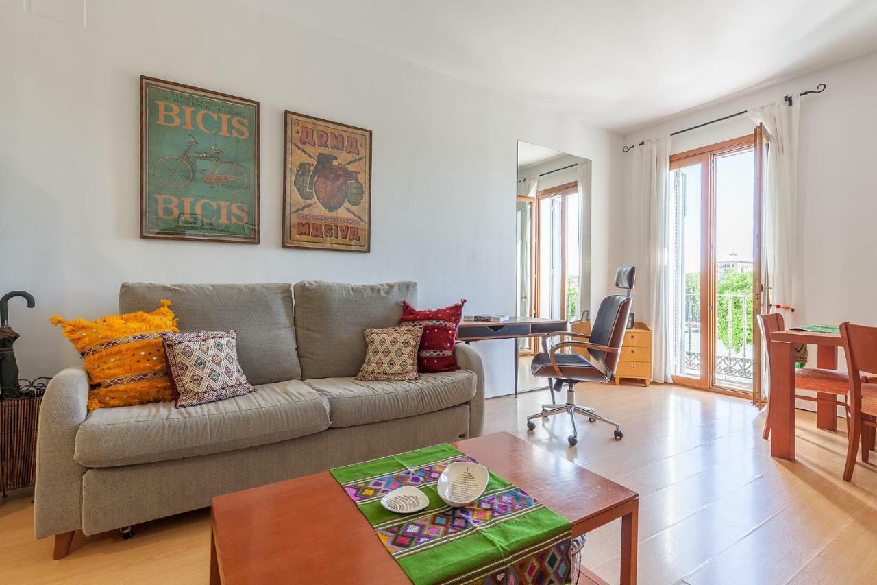 Fantastico Con Vistas Calle Betis Appartement *